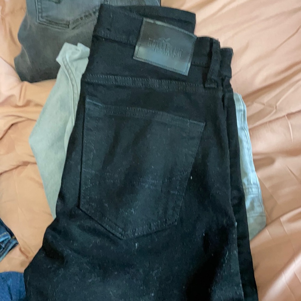 Hollister women’s jeans